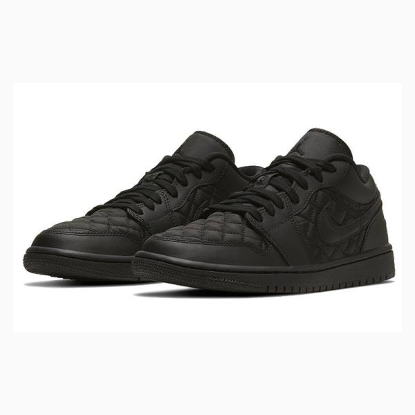 Nike Low Triple Black Quilted Joggesko Air Jordan 1 Dame Svarte | JD-682HK