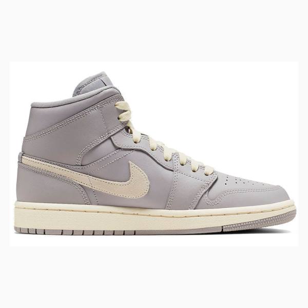 Nike Mid Atmosphere Pale Ivory Basketsko Air Jordan 1 Dame Grå | JD-519NQ