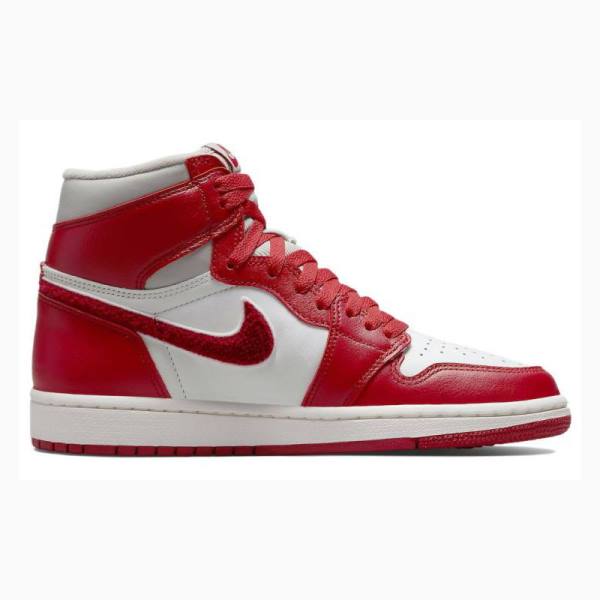 Nike Retro High OG Newstalgia Chenille Basketsko Air Jordan 1 Dame Rød | JD-892LQ